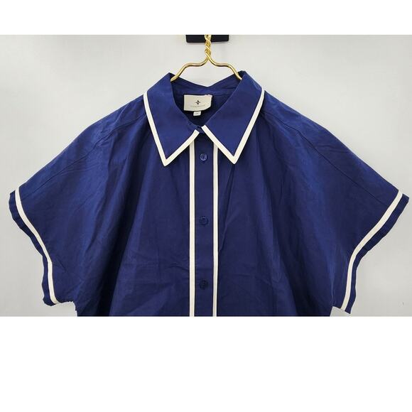 EUC Tuckernuck Navy‎ Blue White Trimmed Connor Blouse Size Medium - Picture 6 of 11